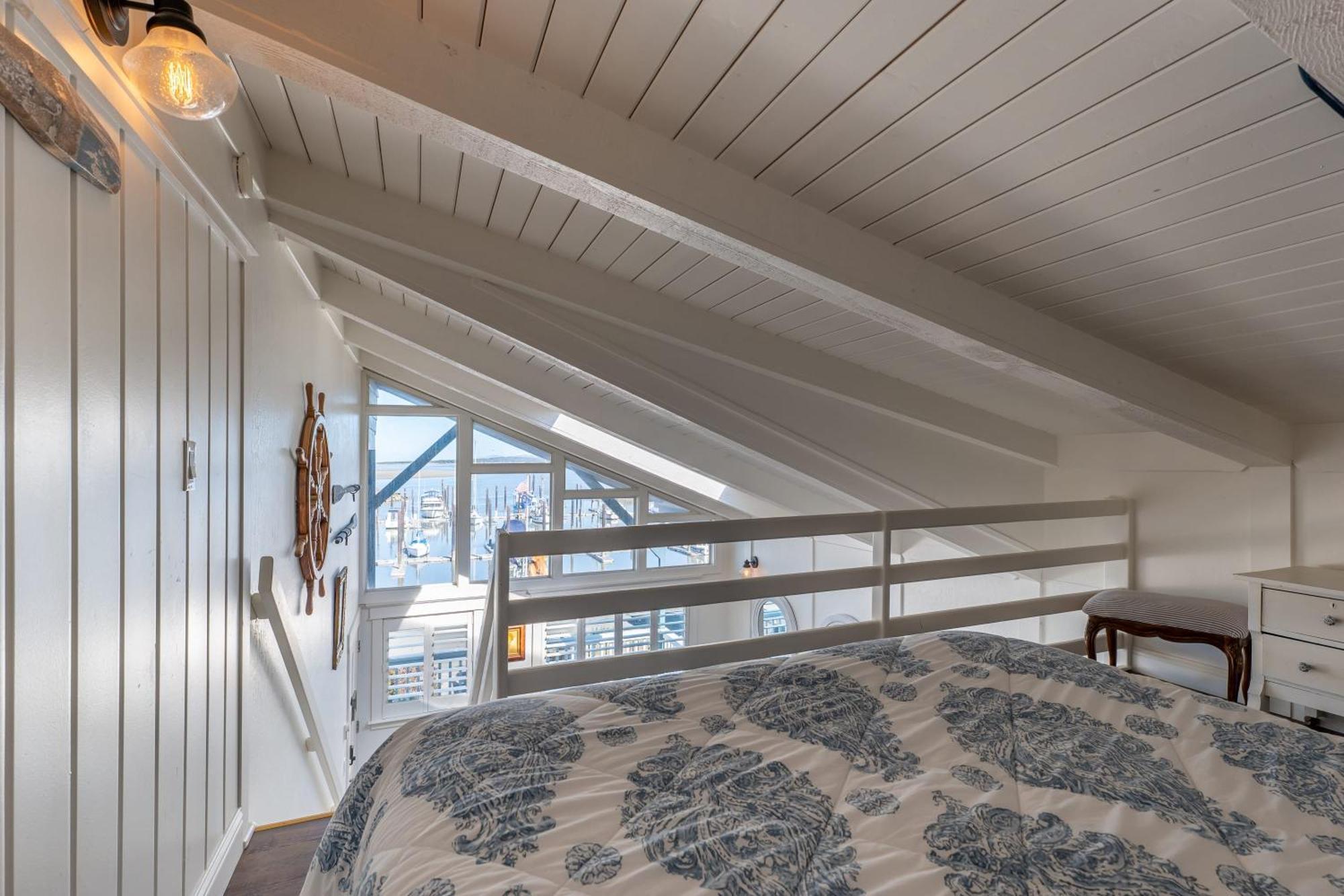 Bandon Marina Inn Екстер'єр фото